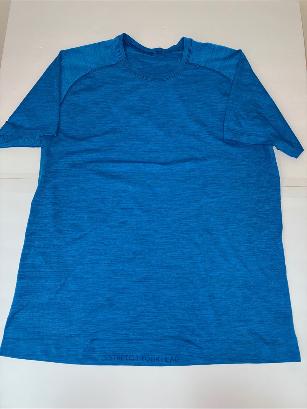 Lululemon Athletica Men’s Short Sleeve Crew in Bright Blue